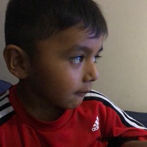 Meet your Posher, Alicia